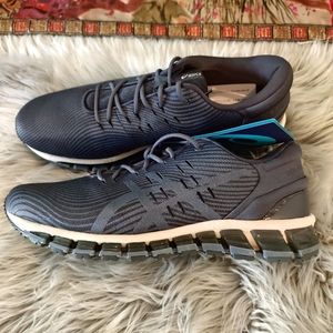 NWT Asics Men's Blueish Gray Running Shoes Size 10